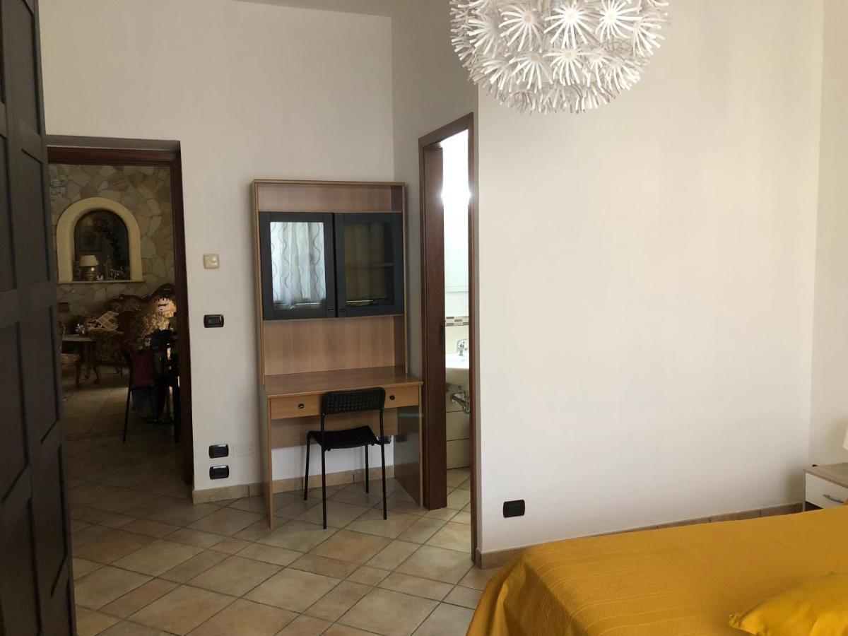Marinette Bed and Breakfast Barcellona-Pozzo di Gotto Εξωτερικό φωτογραφία